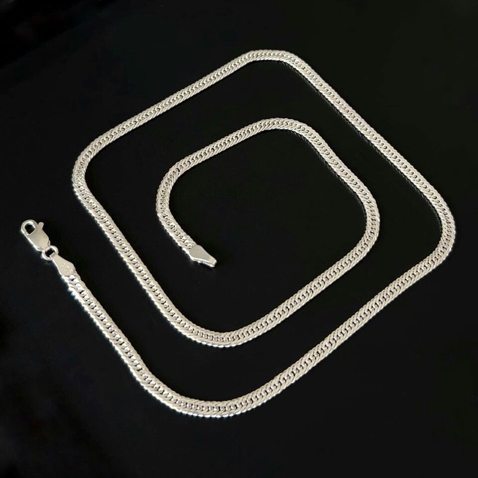 925 Ayar Gümüş Sık Dokulu Zincir Kolye