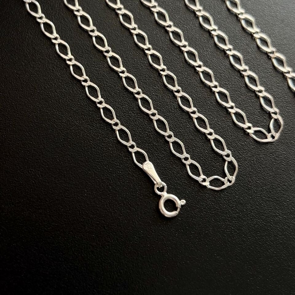 925 Ayar Gümüş Halkalı Baklava Zincir Kolye