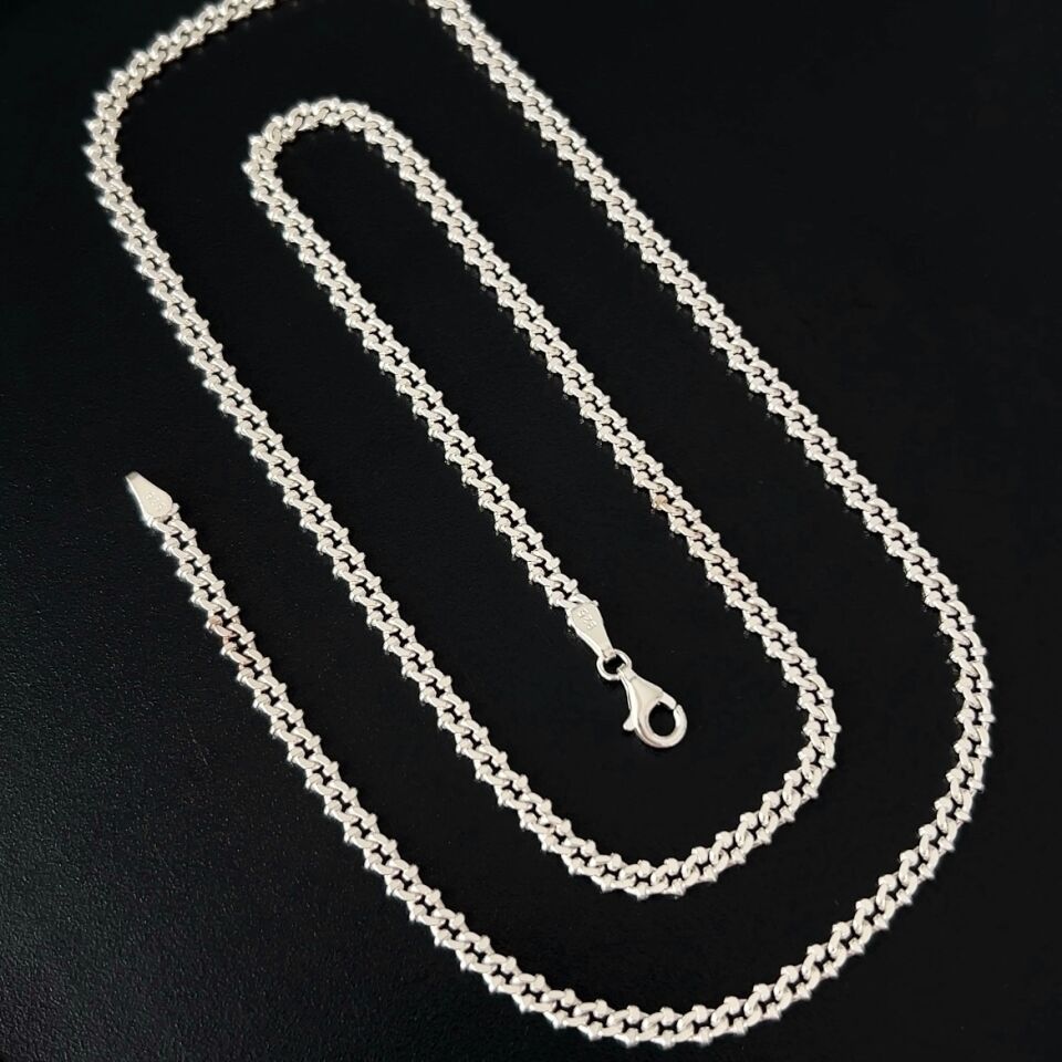 925 Ayar Gümüş Desenli Gurmet Zincir Kolye