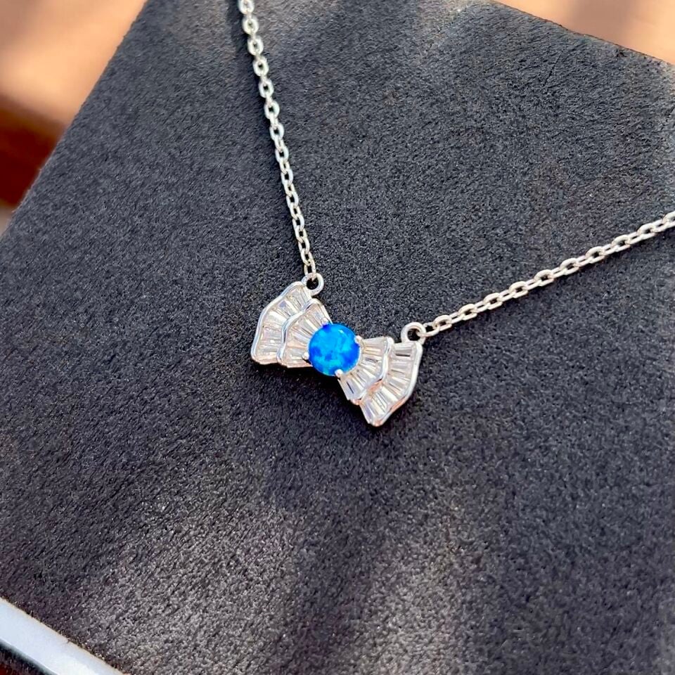 Opal Taşlı Papyon Kolye 925 Ayar Gümüş